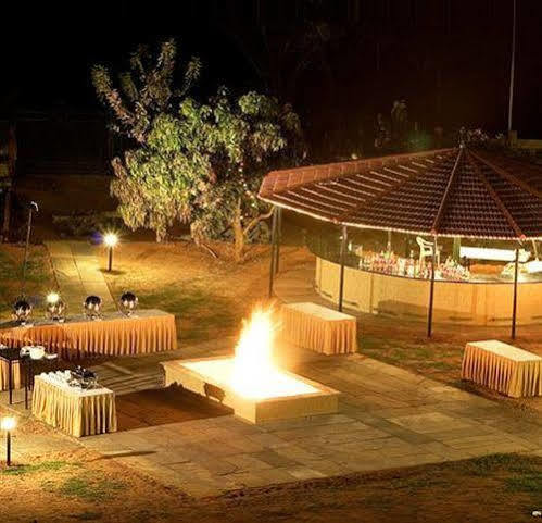 Olde Bangalore Resort And Convention Center Devanahalli Exteriér fotografie